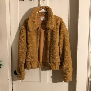 Urban Outfitters Cozy Tan Sherpa Bomber size S